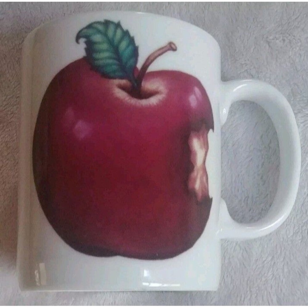 Cup 1990s vintage Mug House of Lloyd Coffee Tea Apple